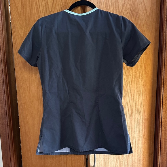 Grey's Anatomy Charcoal Scrub Top with Sky Blue Trim - Picture 3 of 3